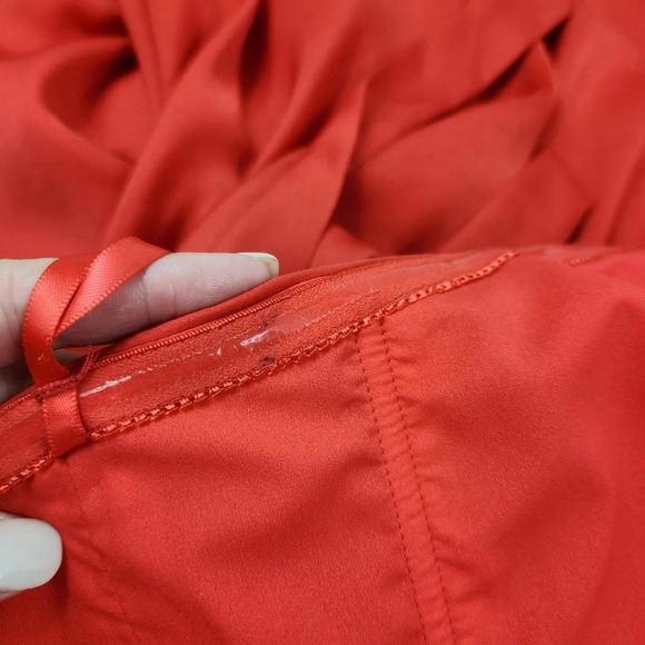 BCBGMAXAZRIA Milania Chain Link Red Berry Halter Maxi Dress Size 4 NWOT - Picture 5 of 15